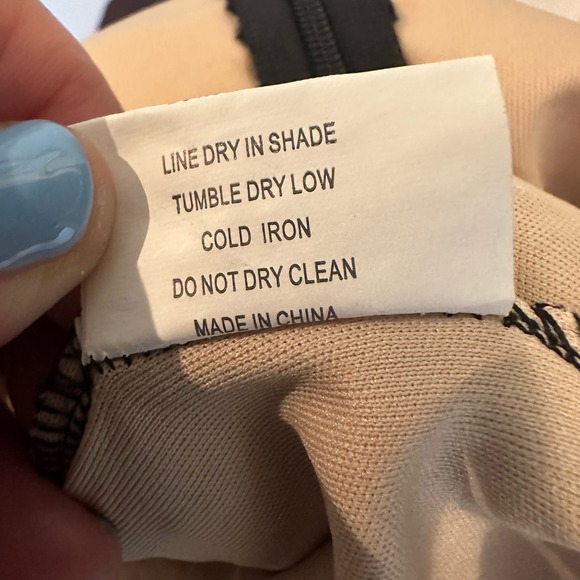 Selfie Leslie Black Lace Sexy Strapless with Halter Neck Shorts Romper sz L NWT - Picture 8 of 9